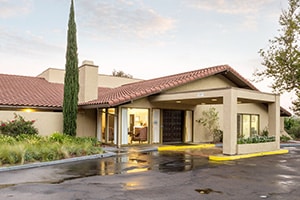 the front of the Poway Healthcare facility
